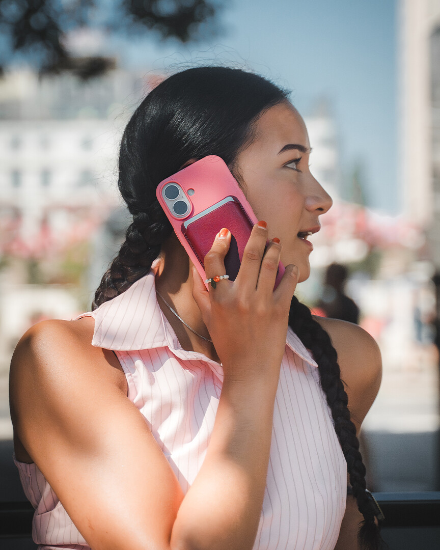 Pomologic CoverCase Silicone iPhone 17